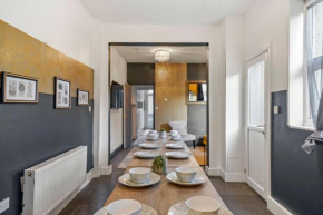 Spacious Boutique Themed Houses Large Groups